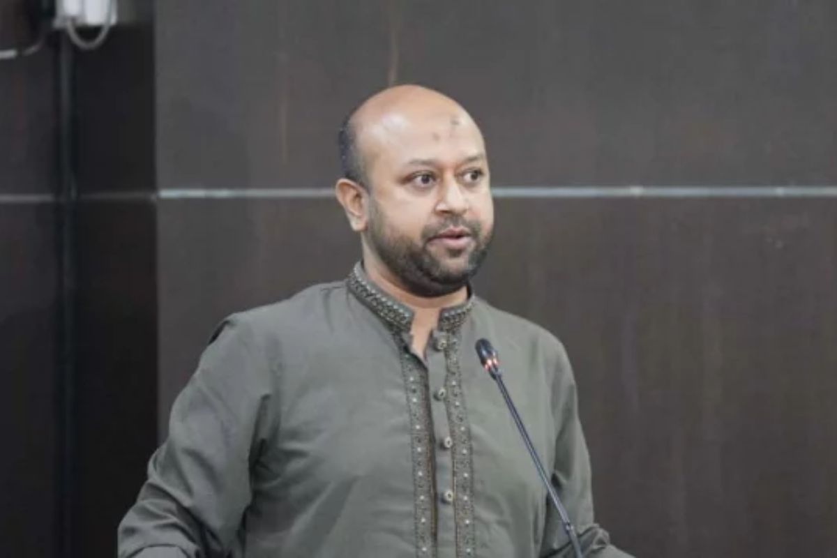 জুলাইয়ের শহীদদের গল্প গণমাধ্যমে তুলে ধরা হচ্ছে না: ব্যারিস্টার ফুয়াদ