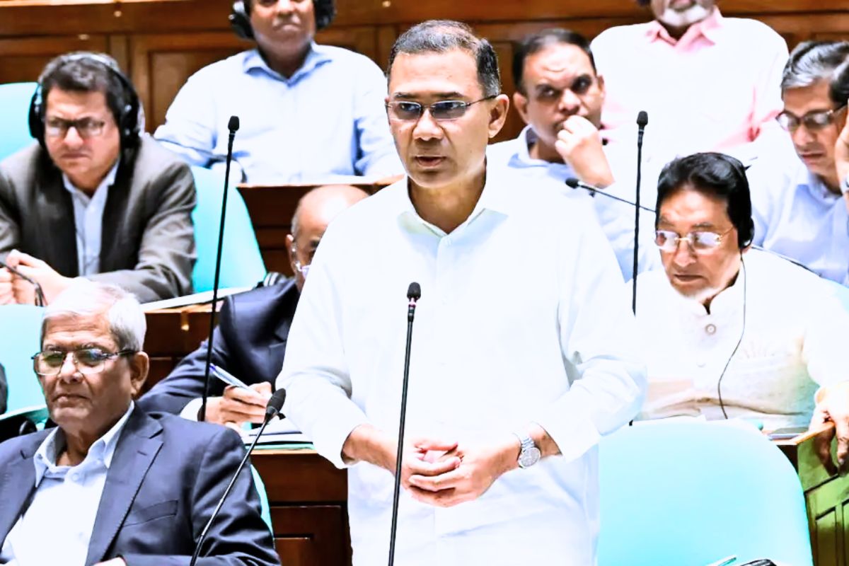 শেয়ারবাজার স্থিতিশীলতায় ১৭ দফা পরিকল্পনা নিয়েছে সরকার: প্রধানমন্ত্রী