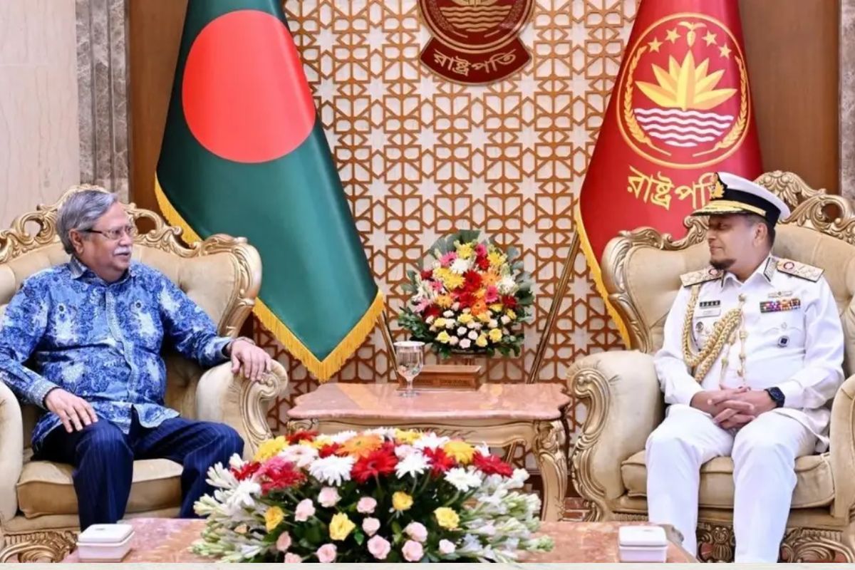 রাষ্ট্রপতির সঙ্গে নৌবাহিনী প্রধানের বিদায়ি সাক্ষাৎ