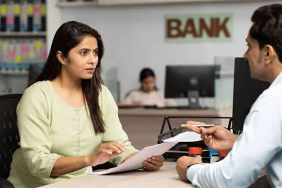 আকর্ষণীয় বেতনে ন্যাশনাল ব্যাংকে চাকরির সুযোগ