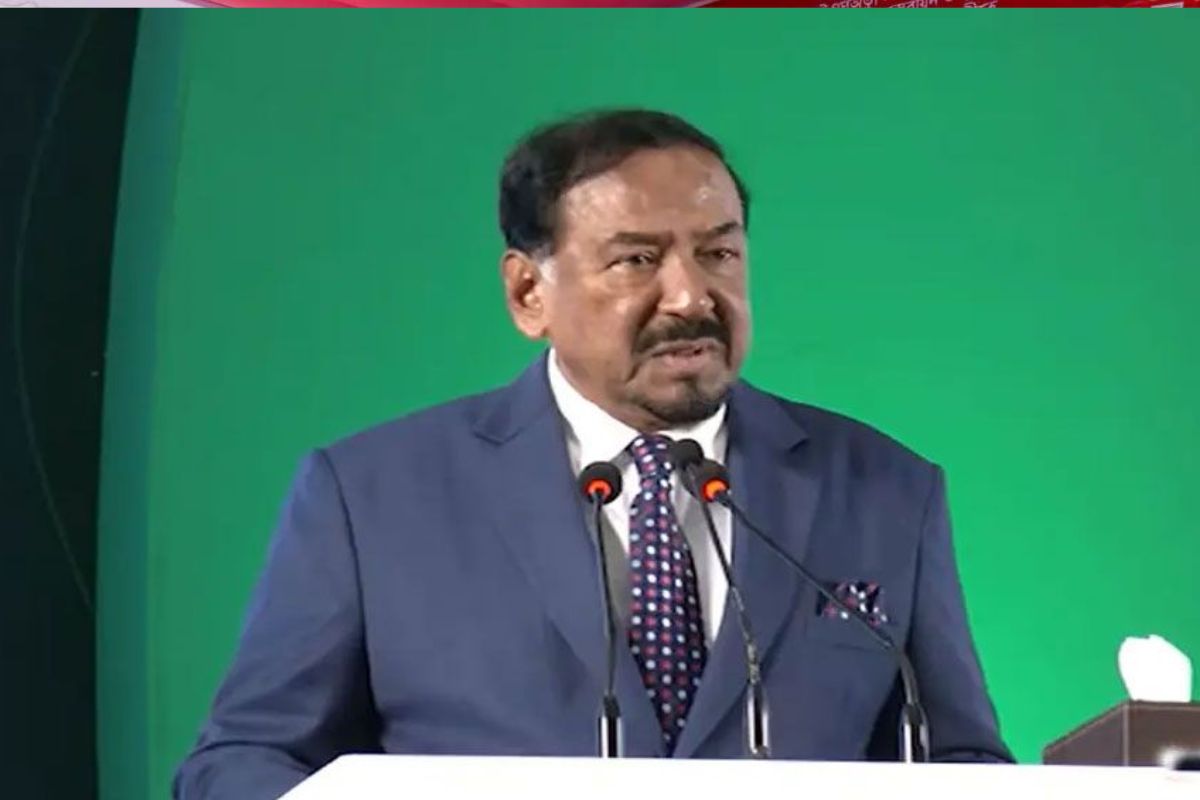 রাষ্ট্রীয় অনুষ্ঠানে হট্টগোলে লজ্জিত ও ব্যথিত ভারপ্রাপ্ত রাষ্ট্রপতি