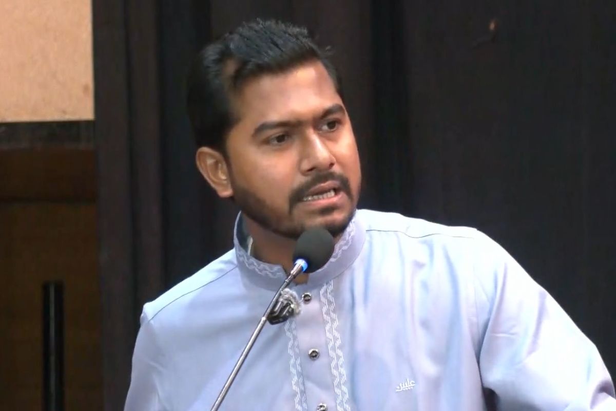 ‘মন্ত্রীদের ১০ লাখ, এমপিদের ৫ লাখ টাকা বেতন হওয়া উচিত’
