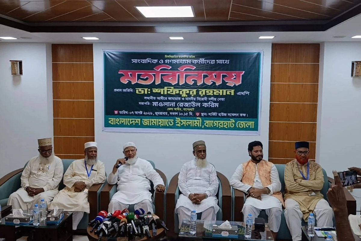 আ.লীগের রাজনীতিতে ফেরা নিয়ে যা বললেন বিরোধীদলীয় নেতা