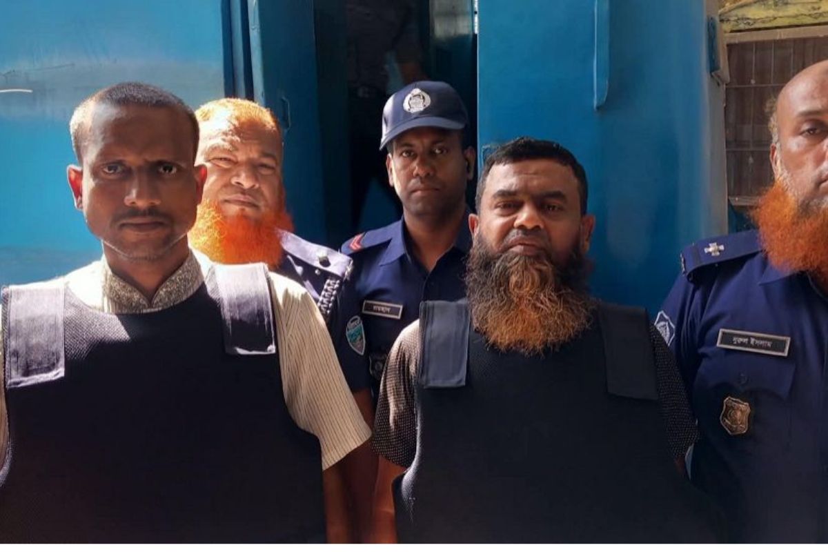 কুমিল্লায় বিস্ফোরক মামলায় ২০ বছর পর  তিনজনের কারাদণ্ড