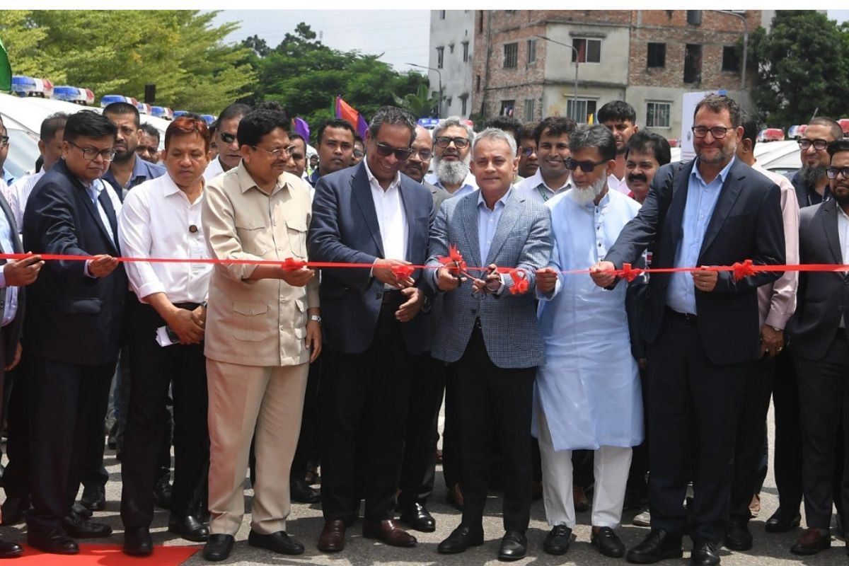 ২০৩০ সালের মধ্যে সড়ক দুর্ঘটনা অর্ধেকে নামিয়ে আনতে চায় সরকার