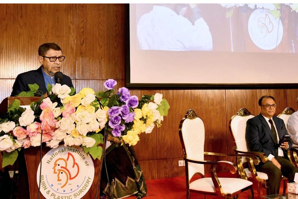 সংক্রমণ প্রতিরোধ ও নিয়ন্ত্রণে কার্যকর কমিটি গঠনের নির্দেশ স্বাস্থ্যমন্ত্রীর