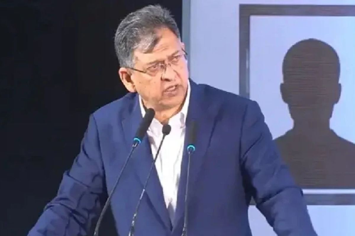 রোহিঙ্গা সংকট এখন আঞ্চলিক নিরাপত্তার জন্যও হুমকি: স্বরাষ্ট্রমন্ত্রী
