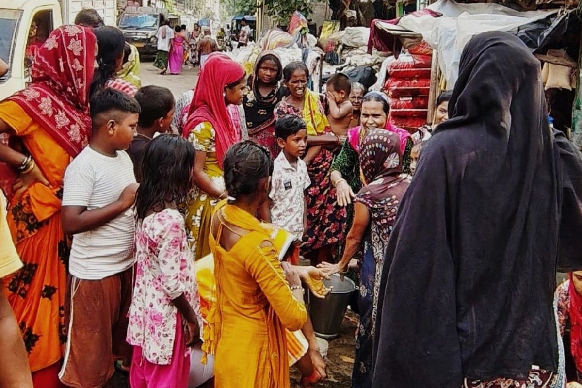 কলকাতার মুসলিম কলোনিতে ৪৭ দিন ধরে বন্ধ পানির সংযোগ