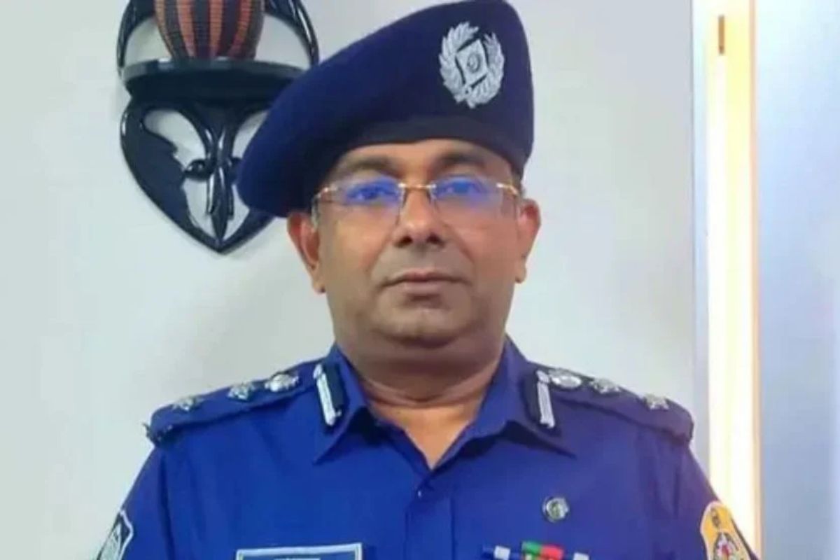 সাবেক অতিরিক্ত ডিআইজি আপেল মাহমুদ সাময়িক বরখাস্ত