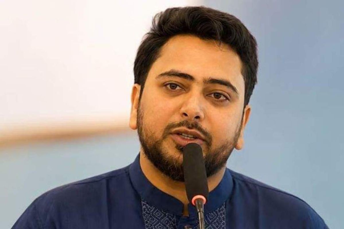 প্রাথমিক শিক্ষক নিয়োগে অন্তত ১ হাজার তরুণ বঞ্চিত: নাহিদ ইসলাম