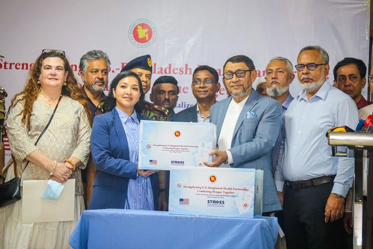 বাংলাদেশকে ৫ লাখ ডেঙ্গু টেস্ট কিট দিচ্ছে যুক্তরাষ্ট্র