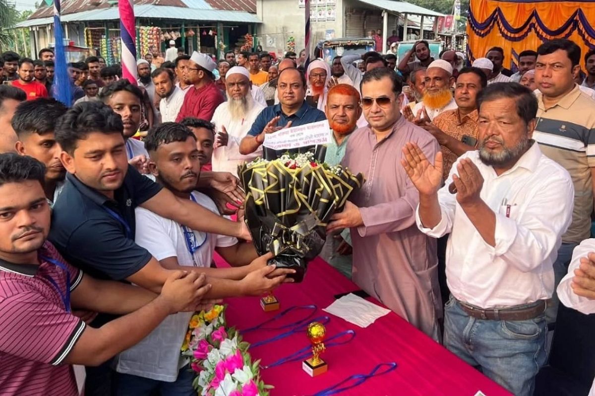 ‘খেলাধুলায় সমাজে ঐক্য ও সম্প্রীতির বন্ধন দৃঢ় হয়’