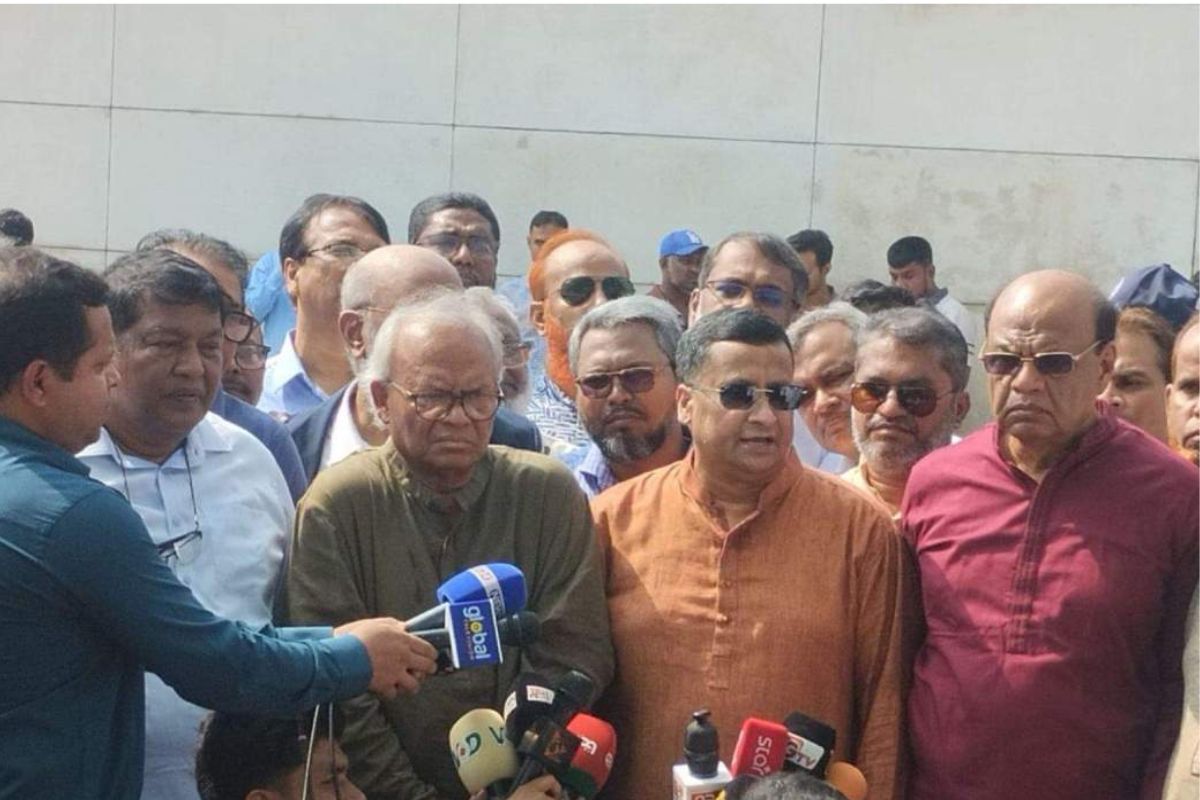 প্রবাসে থেকেও সংকটে মানুষের পাশে ছিলেন তারেক রহমান: রিজভী