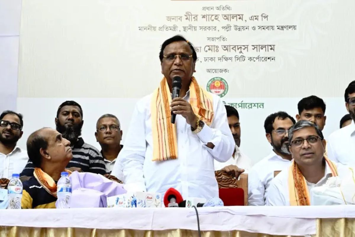 দুর্গাপূজায় ৬৮০ পরিবারকে প্রধানমন্ত্রীর উপহার ও আর্থিক সহায়তা
