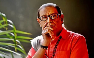 বাংলা একাডেমিতে কবি হেলাল হাফিজের প্রথম জানাজা সম্পন্ন