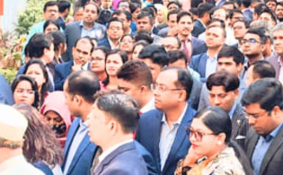 আন্দোলনে নামলেন সিভিল সার্ভিসের ২৫ ক্যাডারের কর্মকর্তারা