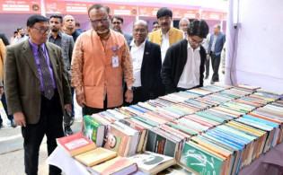 ঢাকা বিশ্ববিদ্যালয়ে ৩-দিনব্যাপী নন-ফিকশন বইমেলা শুরু