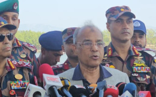 সীমান্তে যেকোনও পরিস্থিতি মোকাবিলায় প্রস্তুত রয়েছি: স্বরাষ্ট্র উপদেষ্টা