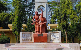 রাবিতে বহিরাগত প্রবেশে নিষেধাজ্ঞা