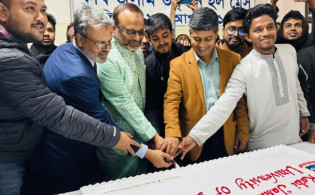 ঢাবিতে জুলাই স্মৃতি শর্ট-পিচ টুর্নামেন্টে চ্যাম্পিয়ন ‘আসমানী’