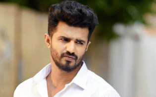 আইসিইউতে অভিনেতা মুশফিক