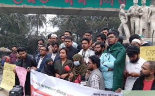 সীমান্তে বিএসএফ কর্তৃক হত্যাকাণ্ডের প্রতিবাদে ঢাবিতে বিক্ষোভ