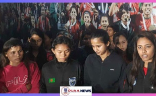 কোচ পিটারের অধীনে খেলবে না নারী ফুটবলাররা; অবসরের হুমকি