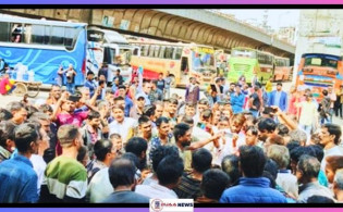 যেখানে-সেখানে যাত্রী তোলার দাবিতে বাস শ্রমিকদের বিক্ষোভ