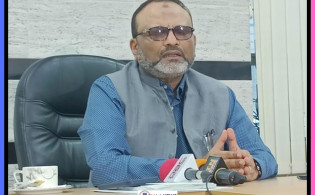 কুয়েট উপাচার্যকে শারীরিকভাবে লাঞ্ছিত করার ঘটনায় ঢাবি উপাচার্যের উদ্বেগ