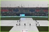 বৃষ্টিতে বাংলাদেশ-পাকিস্তান ম্যাচের টসে বিলম্ব