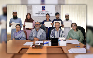 ১ লাখ ৬৬ হাজার টাকা পেলেন ঢাবির ১২ শিক্ষার্থী