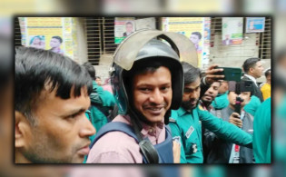 ঢাবি ছাত্রলীগের সধারণ সম্পাদক সৈকতসহ ১৮ জনকে হাজির করা হলো আদালতে