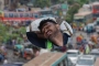 সহায়ক ট্রাফিকের দায়িত্বে থাকা শিক্ষার্থীকে ধাক্কা দিয়ে চলে গেল বাস