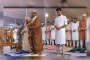 ঈদের জামাতে উপদেষ্টা আসিফের ইমামের পাশে দাঁড়ানোর কারণ যা জানা গেল