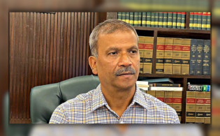 আ.লীগ নিষিদ্ধের ব্যাপারে যা বললেন আইন উপদেষ্টা
