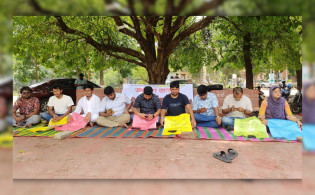 এবার জাবিতে আমরণ অনশনে শিক্ষার্থীরা