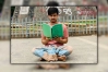 শ্রেনিকক্ষে লুঙ্গি-গেঞ্জির স্বাভাবিকীকরণের দাবিতে ঢাবি শিক্ষার্থীর প্রতীকী অনশন