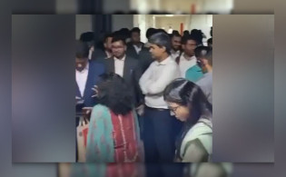 নিজ দপ্তরে অবরুদ্ধ এনবিআর চেয়ারম্যান