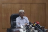 ট্রাম্প সরকারকে চটানো যাবে না: অর্থ উপদেষ্টা