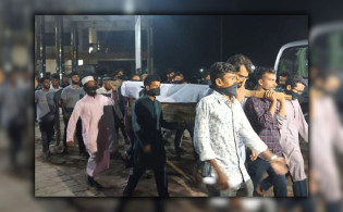 ববি প্রশাসনকে ‘মৃত’ ঘোষণা করে কফিন মিছিল শিক্ষার্থীদের