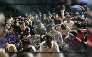 মধ্যরাতে উত্তাল খুলনা বিশ্ববিদ্যালয়