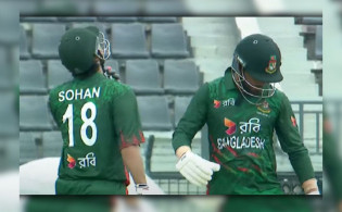 জোড়া সেঞ্চুরিতে রানের পাহাড় গড়ল বাংলাদেশ