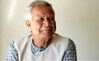 শেয়ারবাজার নিয়ে জরুরি বৈঠকে বসছেন প্রধান উপদেষ্টা