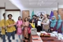 ক্যাম্পাসে ঠান্ডা পানির ফিল্টার স্থাপনের দাবিতে ঢাবি ভিসিকে স্মারকলিপি