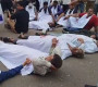 কাফন পরে রাজপথে শেয়ারবাজারের বিনিয়োগকারীরা