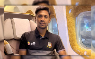আইপিএলে দল পাওয়া দিনে দুবাই গেলেন মুস্তাফিজ