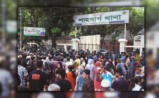 আল্টিমেটাম দিয়ে থানা ছাড়লেন ঢাবি শিক্ষার্থীরা