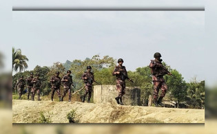 দেশের সীমান্তে কাদেরকে ঠেলে দিচ্ছে ভারত, কেন দিচ্ছে?