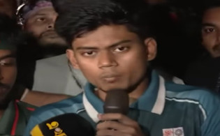 আবারও আলোচনায় বোতল ছোড়া ছাত্র, জানালেন ঘটনার পেছনের কথা