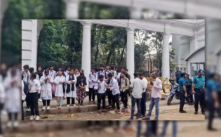 পলিটেকনিক শিক্ষার্থীদের আন্দোলন, হাইকোর্ট প্রাঙ্গণে শান্তিপূর্ণ অবস্থান